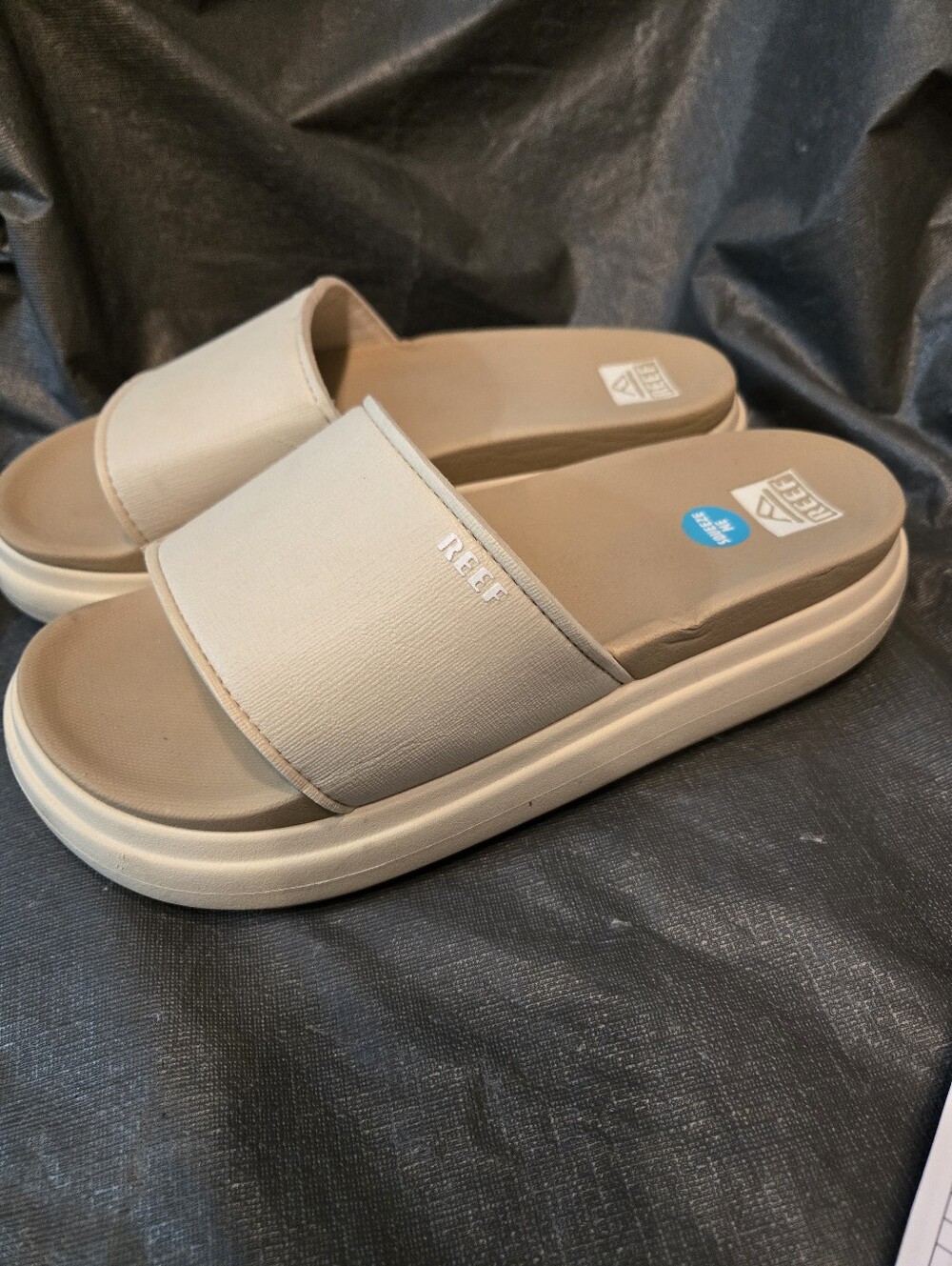 Reef Womens Cushion Bondi Bayslide In A Cream & Tan Colorway